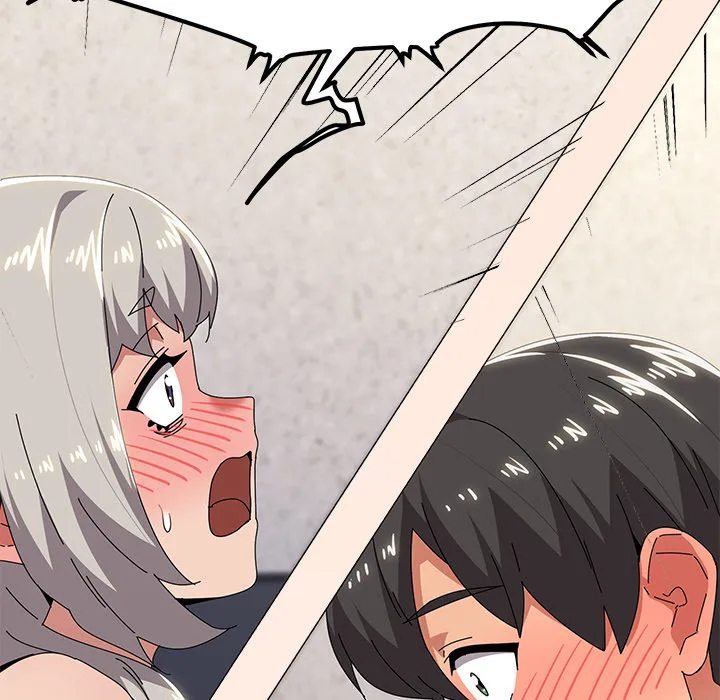 What’s wrong with this family? Chapter 67 Page 33
