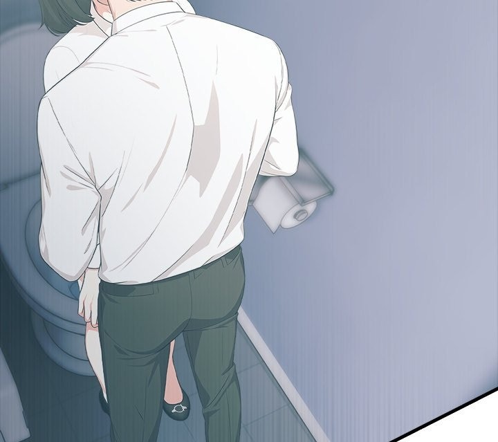 Under Her Desk Chapter 16 Page 81