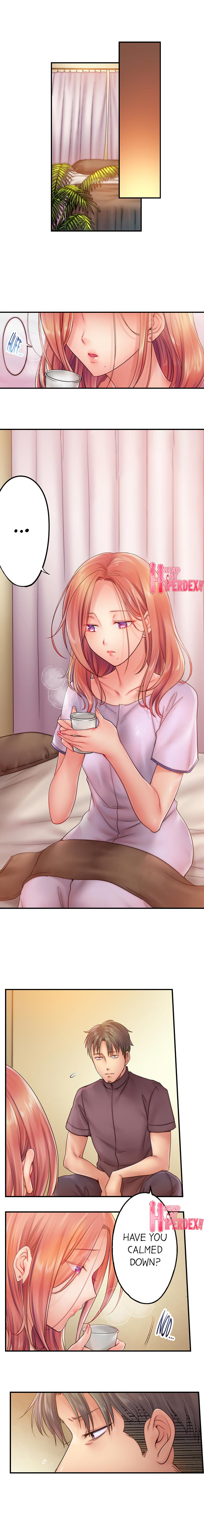 I Can’t Resist His Massage! Cheating in Front of My Husband’s Eyes Chapter 26 Page 2