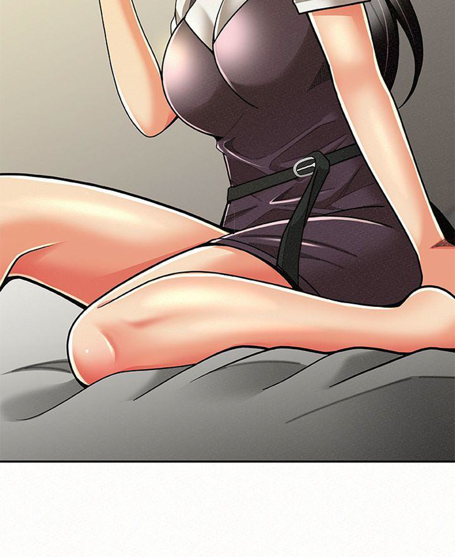 Reporting For Duty Ma’Am Chapter 11 Page 33